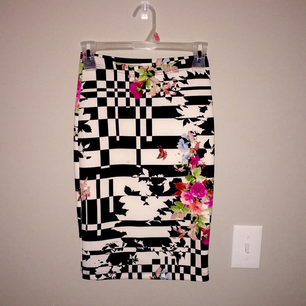 Abstract Floral Print Pencil Skirt